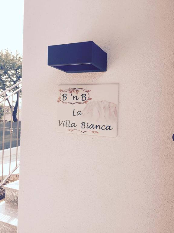 La Villa Bianca Guest House Cantu Luaran gambar